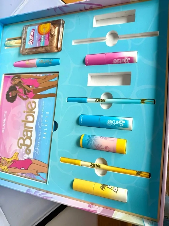Glamlite Barbie Dream Summer Collection PR Box Makeup Set- Nearly Complete!!!! - Picture 2 of 15